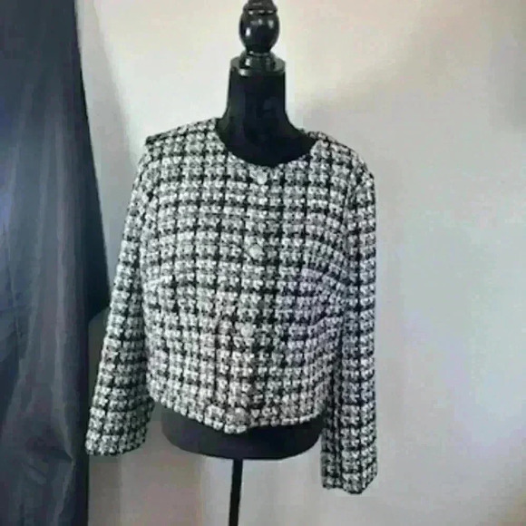 H & M Cropped Jacket - Picture 2 of 5